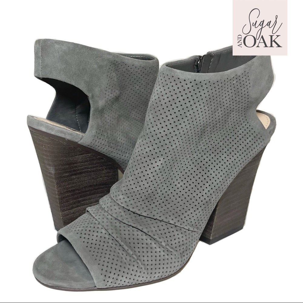 NEW Vince Camuto Grey Suede Peep Toe Booties Sz 8